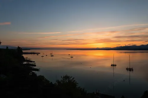Lake Geneva Hotel Near Hotel Photos
