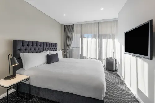 Meriton Suites Kent Street Rooms Photos
