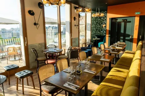 The People - Paris Nation Restauration Photos