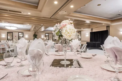 Grand Vista Hotel Featured Photos