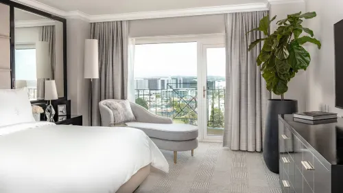 Four Seasons Hotel Los Angeles at Beverly Hills Camere Photos