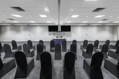 Ramada Encore By Wyndham Belconnen Canberra Business Facilities Photos