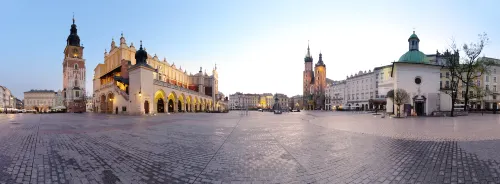 Golden Tulip Krakow City Center À proximité de l'hôtel Photos