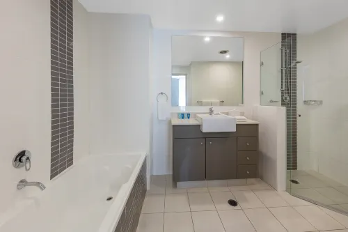 Meriton Suites Kent Street Rooms Photos