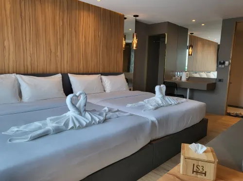 S3 Siam Bangkok Hotel Rooms Photos