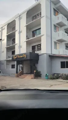 Royal Princess City Lamphun Hotel Extérieur Photos
