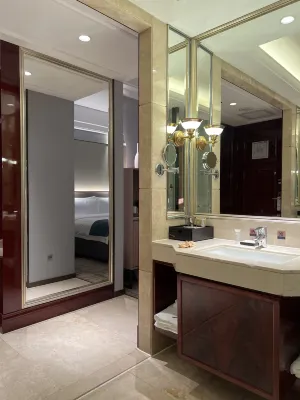 Oriental Fenghuang Hotel (Zhongshan Dengdu Ancient Town Huayi Square) Rooms Photos