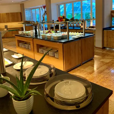 Riessersee Hotel Dining Photos