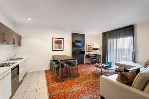 Miller Apartments Rooms Photos