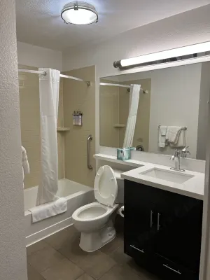 Sonesta Simply Suites Silicon Valley Santa Clara Zimmer Photos