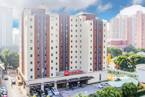 宜必思酒店（上海新國際博覽中心芳甸路地鐵站店） 精選 Photos