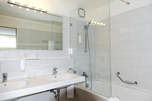 Wyndham Hannover Atrium Rooms Photos