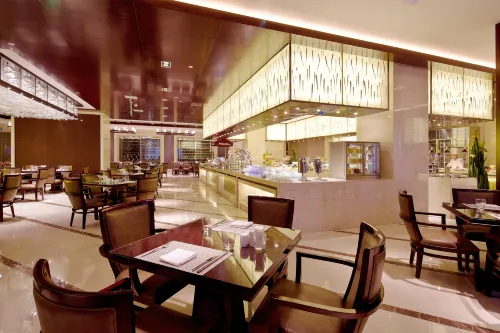 Howard Johnson Parkview Plaza Erdos Dining Photos
