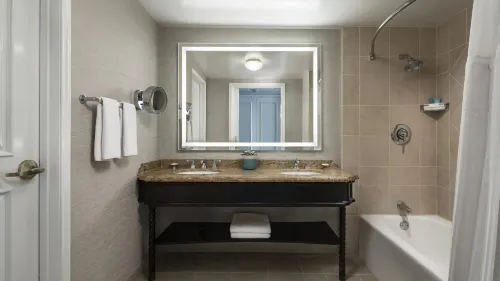 Hyatt Regency Huntington Beach Resort and Spa Rooms Photos