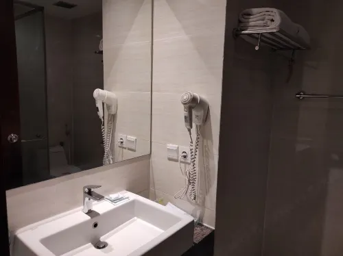 Hotel Santika Premiere Gubeng Surabaya Номера Photos