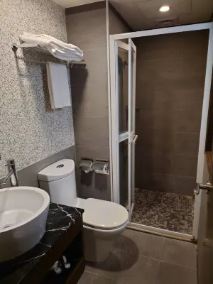 The Galerie Hotel Rooms Photos