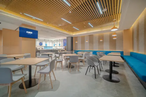 홀리데이 인 익스프레스 화이베이 시티 센터, IHG 호텔 식사 Photos