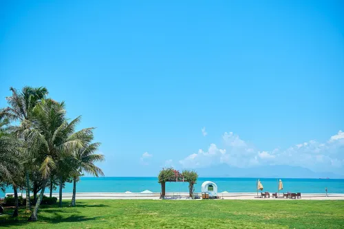 Sheraton Huizhou Beach Resort Exterior Photos