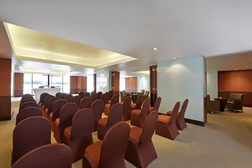 BelAire Bangkok Sukhumvit Business Facilities Photos