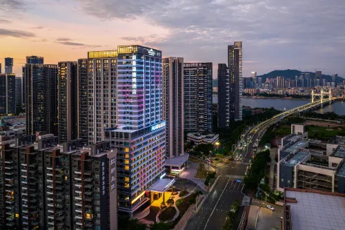 Zhuhai Xiangzhou | WINGATE • Wyndham Grand Riverside Hotel (Gongbei Port Plaza Huafa Shangdu Branch) Featured Photos