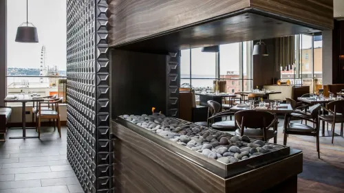 Four Seasons Hotel Seattle Restauration Photos