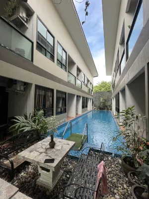 The Pool Resort Freizeit und Erholung Photos