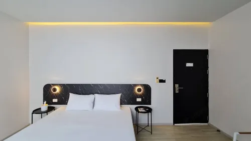 Innlux Phuket Rooms Photos