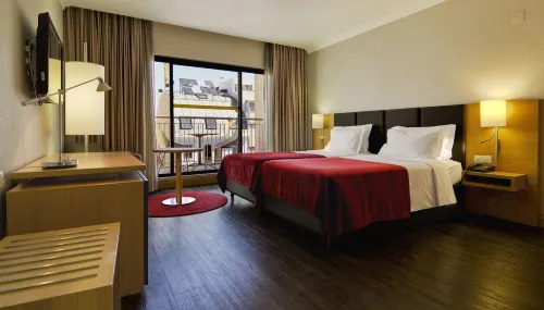 SANA Reno Hotel Rooms Photos