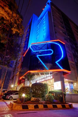 Red Planet Makati Avenue Manila Extérieur Photos