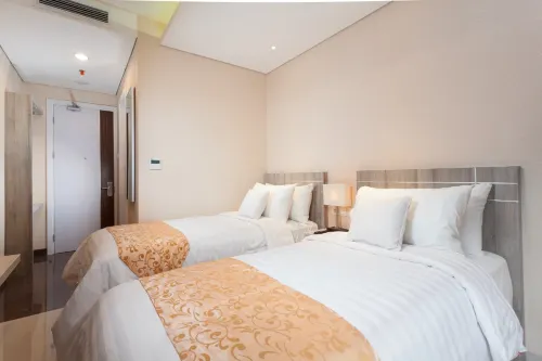 Le Eminence Hotel Convention & Resort Ciloto - Puncak Kamar Photos