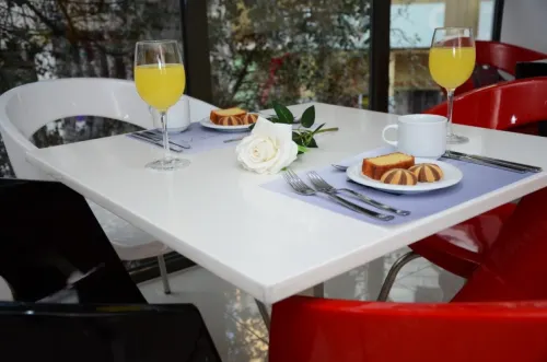 Breeze Boutique Athens Restauranger Photos