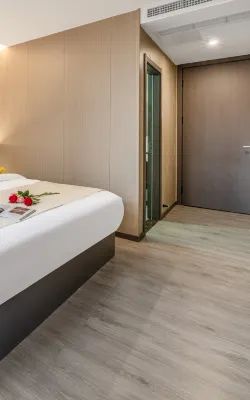 FF Hotel (Chongqing Jiefangbei Bayi Road Branch) Kamar Photos