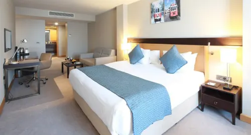 Port Bosphorus Rooms Photos