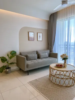 Kenwingston Skyloft Apartment Doorsteps to Brt Subang USJ Featured Photos