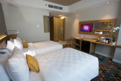 Hotel Ciputra Cibubur managed by Swiss-Belhotel International Kamar Photos