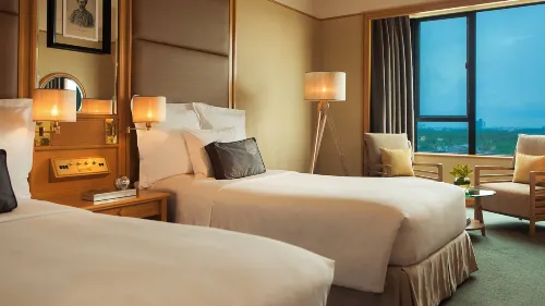 Khách sạn Renaissance Riverside Sài Gòn Nổi bật Photos