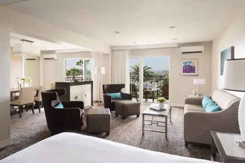 Hyatt Regency Newport Beach Rooms Photos