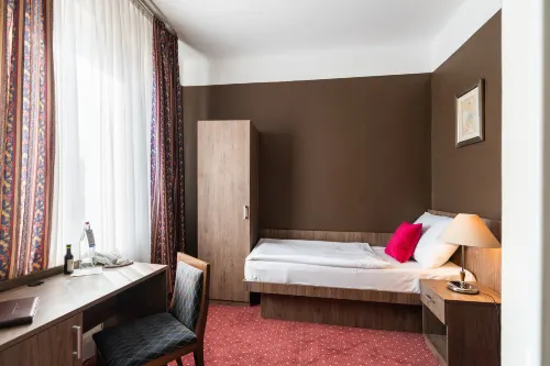Hotel Harmony Huoneet Photos
