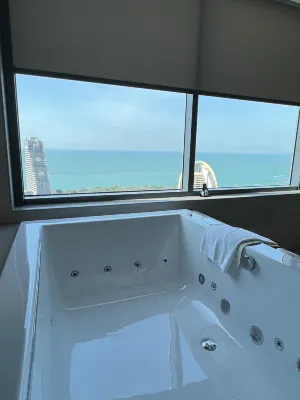 جراند سنتر بوينت سبيس بتايا الغرف Photos