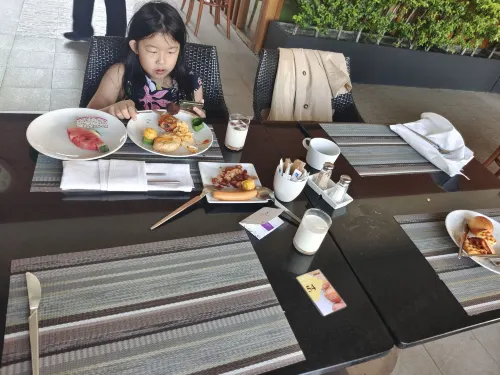 Sivatel Bangkok Hotel Dining Photos