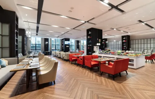 Mid-Level Hotel Ăn uống Photos