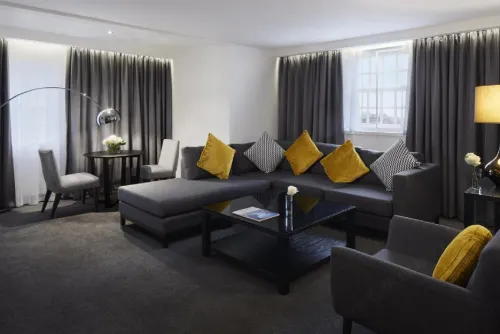 Radisson Blu Hotel Edinburgh City Centre Rooms Photos