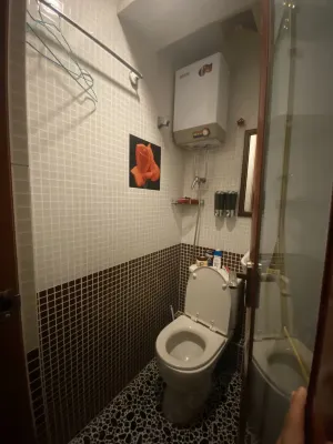 Hong Kong Budget Hostel Rooms Photos
