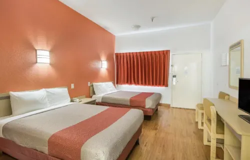 Americas Best Value Inn & Suites Humble Rooms Photos