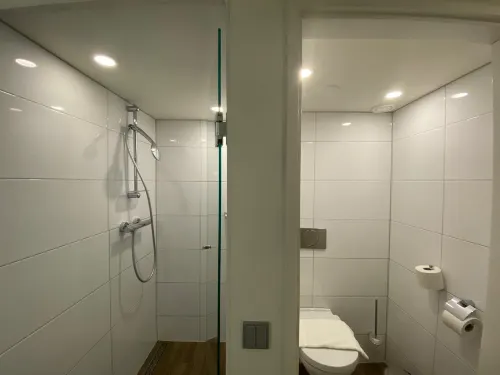 Avenue Hotel Camere Photos