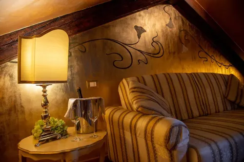 Ca Dell'Arte Rooms Photos