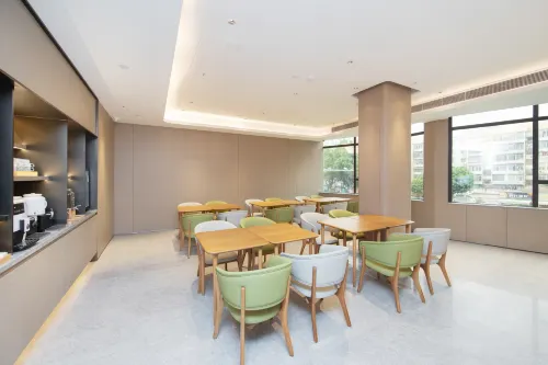JI (Guangzhou Zhongshan Daxue) Ăn uống Photos