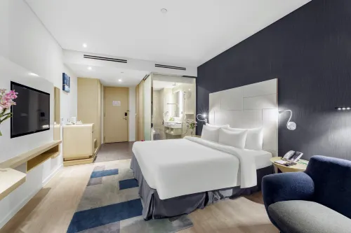 Liberty Central Saigon Riverside Hotel Featured Photos