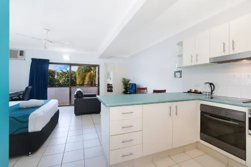 Cairns City Palms Featured Photos