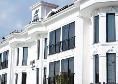 Alesta Seaside Residence Featured Photos